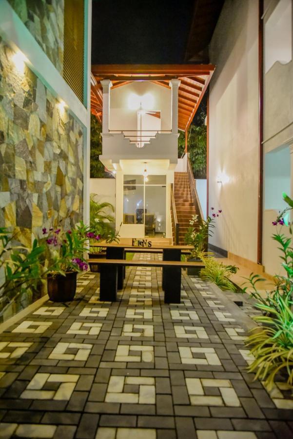 Villa De White Sambur Hikkaduwa Εξωτερικό φωτογραφία
